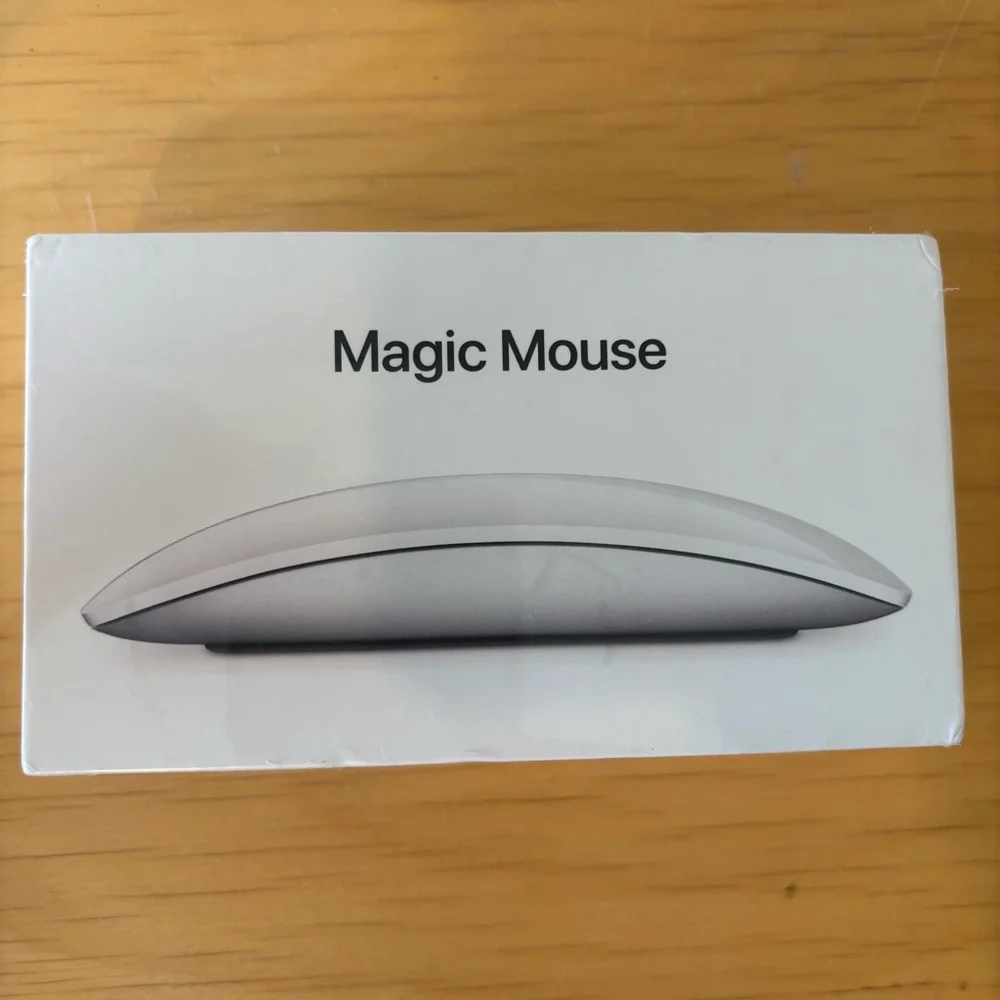 Apple Wireless Magic Mouse 2 MLA02LL/A Model A1657